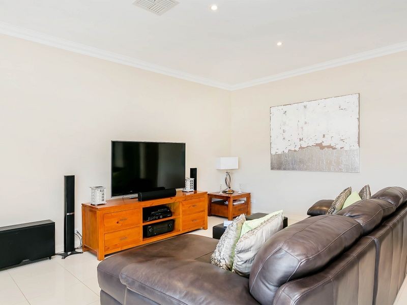 6 Collingwood Avenue, Flinders Park SA 5025