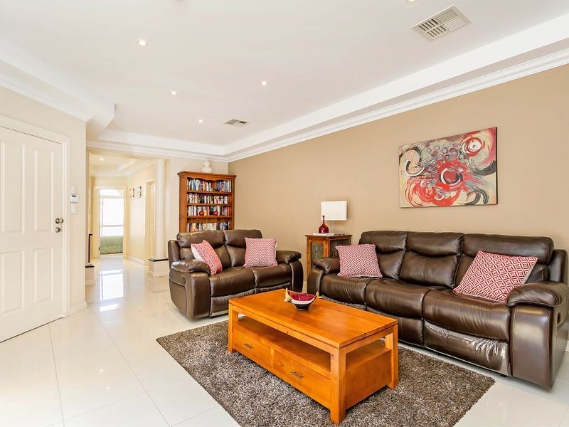 6 Collingwood Avenue, Flinders Park SA 5025