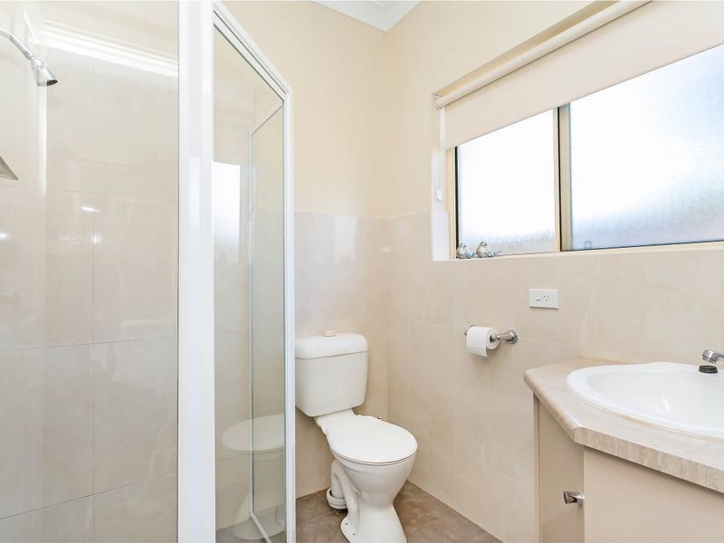 6 Collingwood Avenue, Flinders Park SA 5025