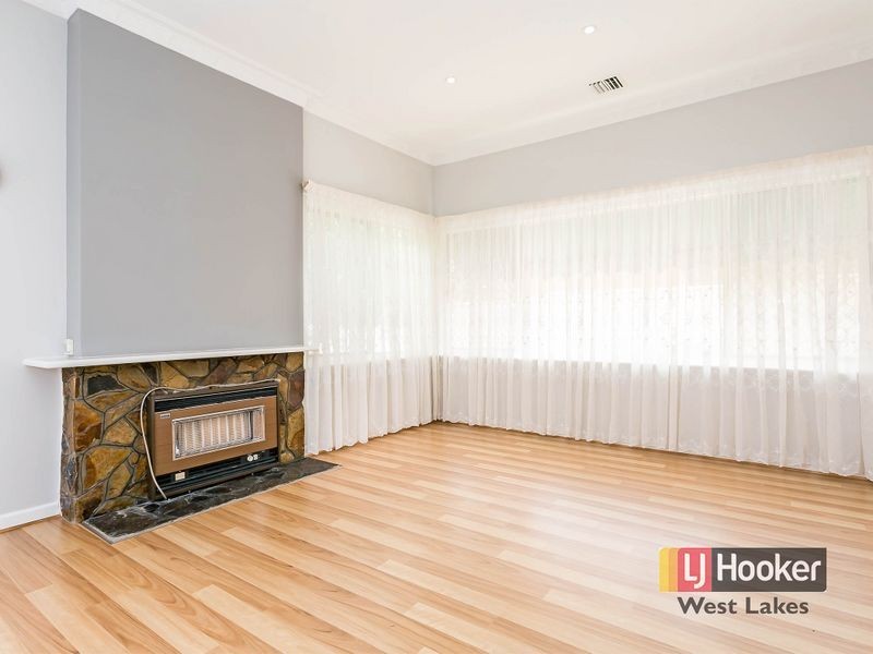 30 Hillsea Avenue, Clearview SA 5085