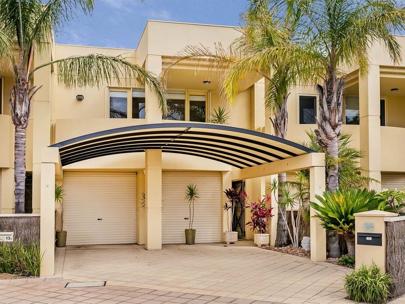 15a Alexa Road, North Haven SA 5018