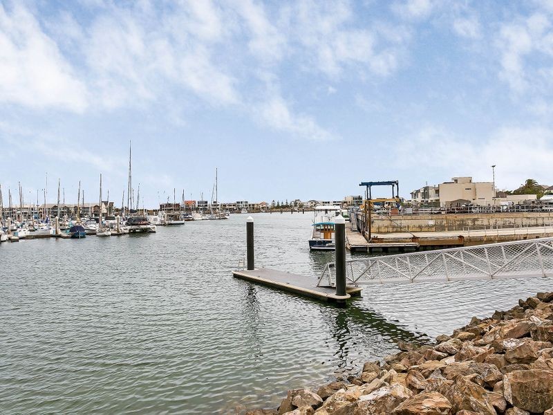 15a Alexa Road, North Haven SA 5018