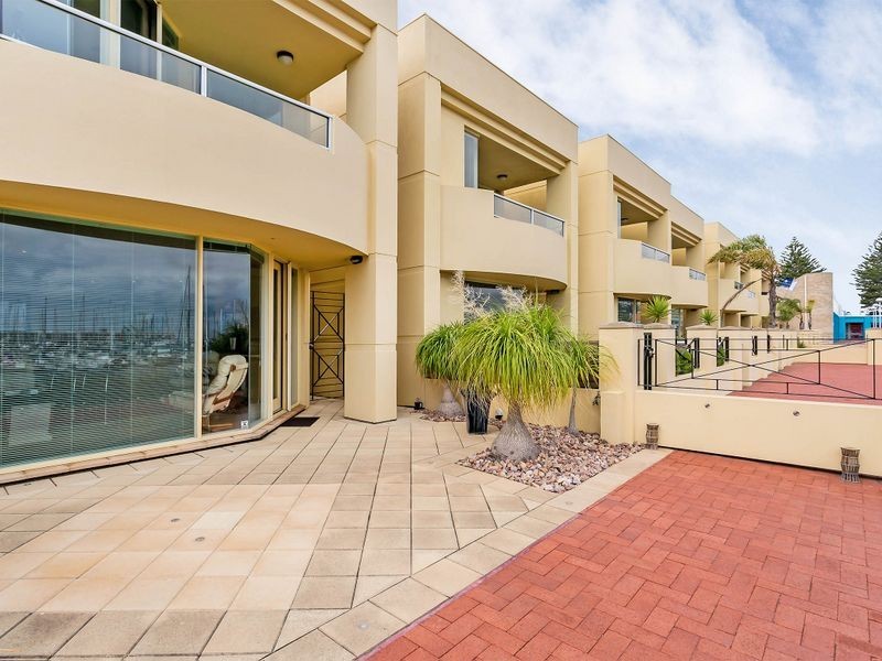 15a Alexa Road, North Haven SA 5018