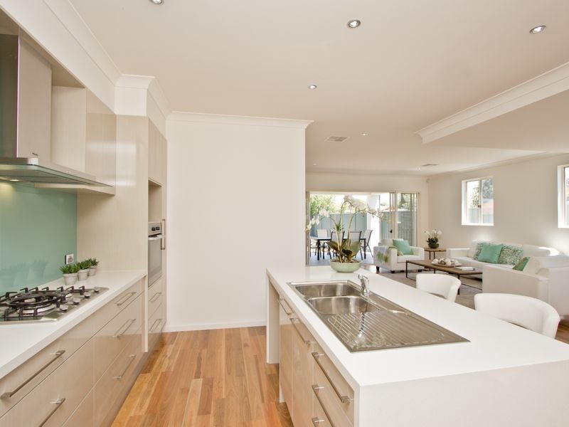 8 St Albans Terrace, Semaphore Park SA 5019