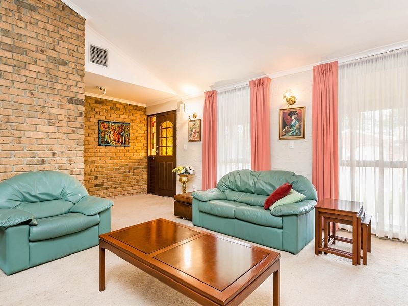 12 Anna Court, West Lakes SA 5021