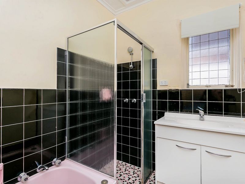 32 Bains Road, Morphett Vale SA 5162