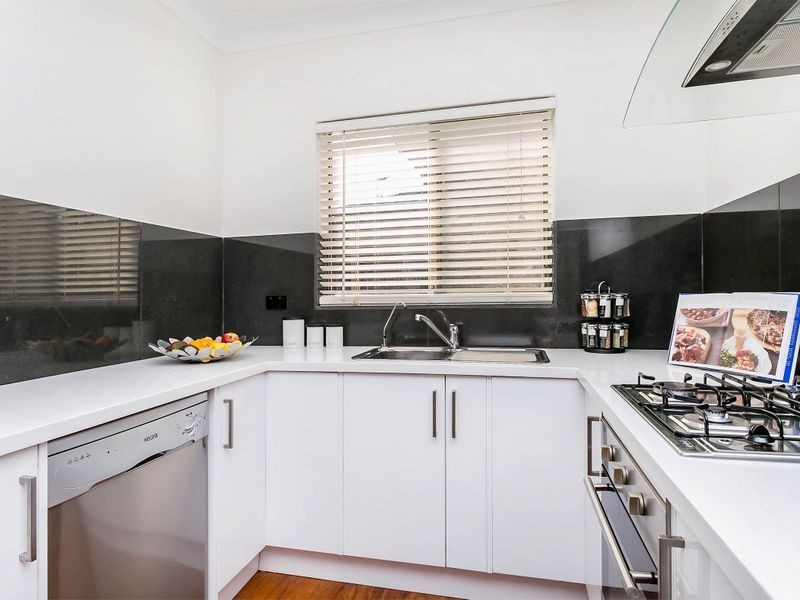 3/10 Cocos Grove, West Lakes SA 5021