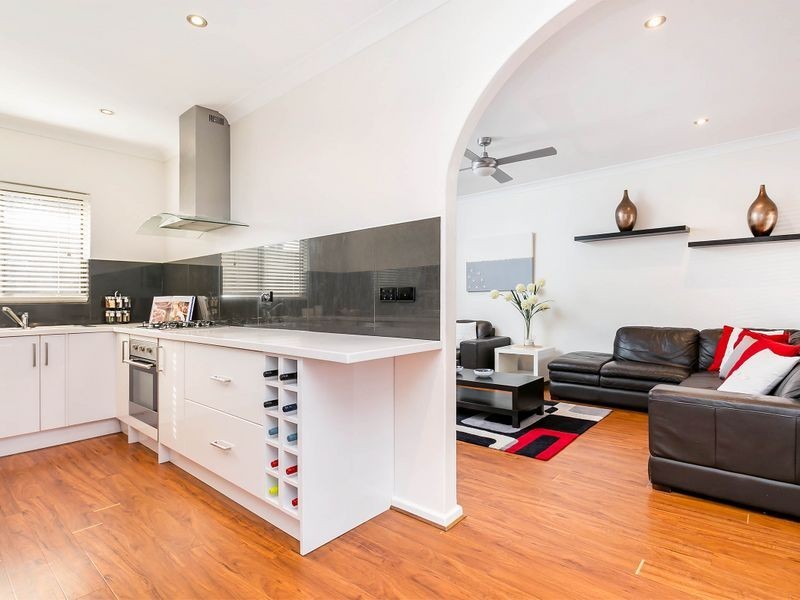 3/10 Cocos Grove, West Lakes SA 5021