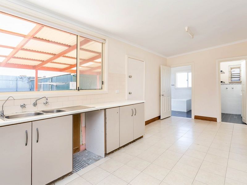 7 Walton Street, Peterhead SA 5016