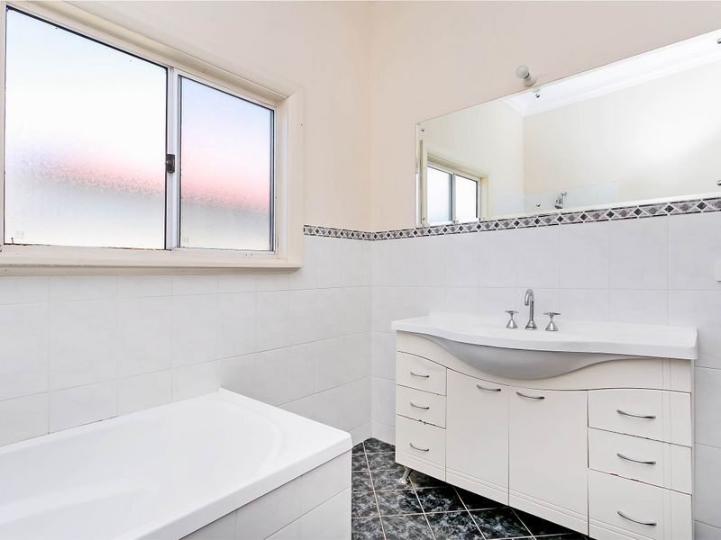 7 Walton Street, Peterhead SA 5016