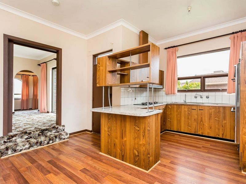 42 Lambert Avenue, West Lakes Shore SA 5020