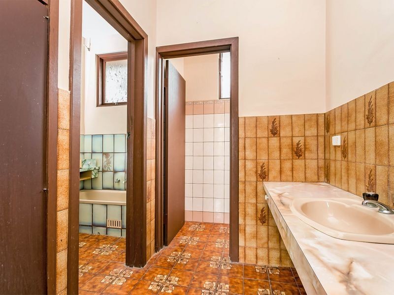 42 Lambert Avenue, West Lakes Shore SA 5020