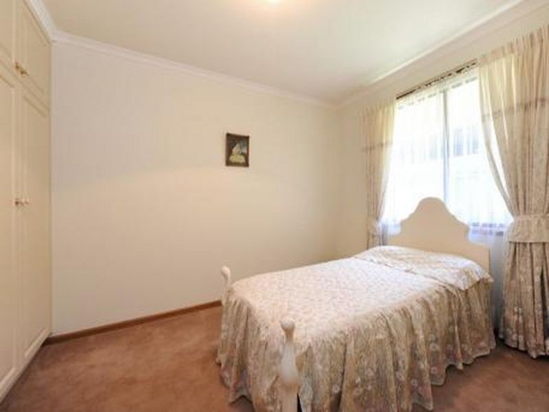 18 John Renwick Place, Modbury Heights SA 5092