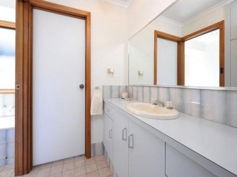 18 John Renwick Place, Modbury Heights SA 5092