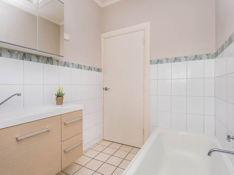 1 Michael Street, Grange SA 5022