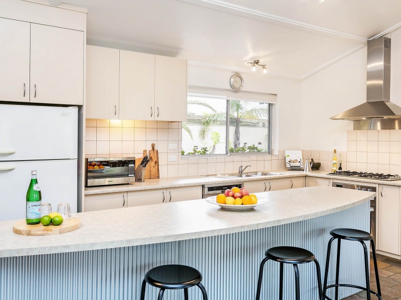 89 Sansom Road, West Lakes Shore SA 5020