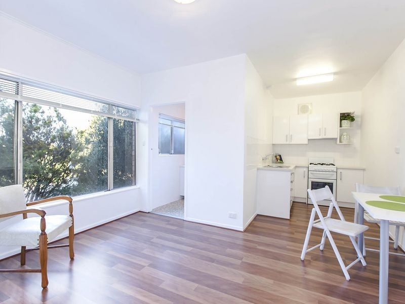 12/23 Military Road, West Beach SA 5024