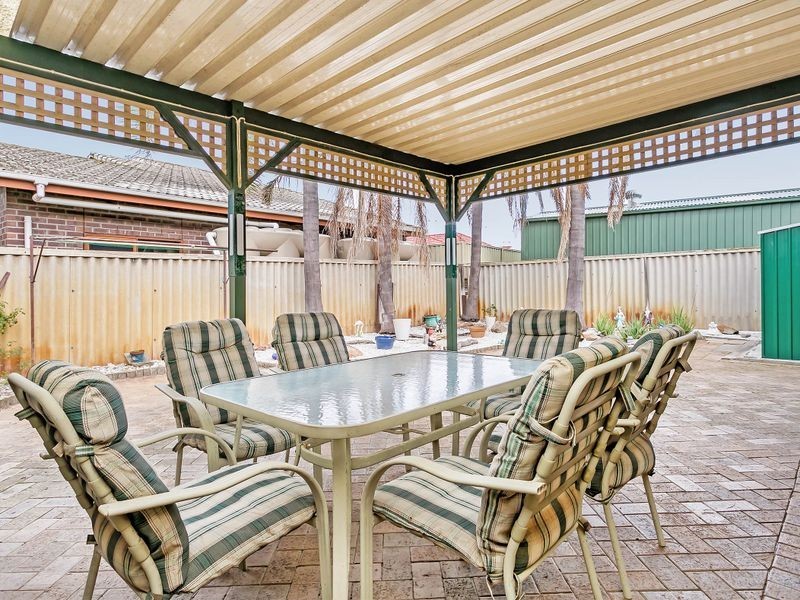 4 Keating Court, West Lakes Shore SA 5020