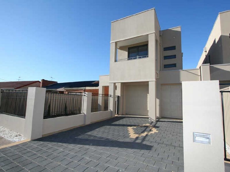 9 Gosse Avenue, Glenelg North SA 5045