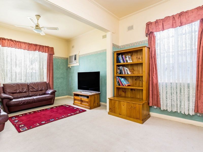 5 Florence Terrace, Rosewater SA 5013