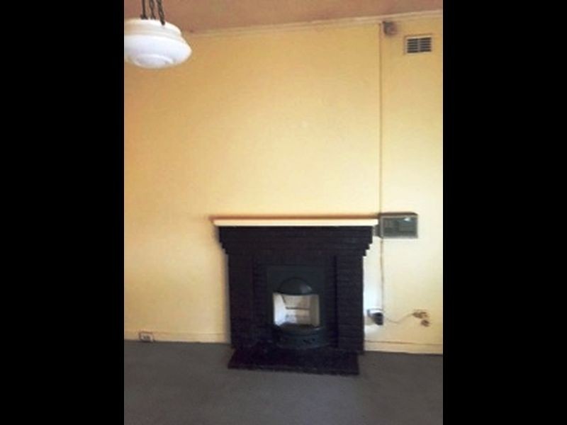 1 Woodlands Crescent, Beverley SA 5009