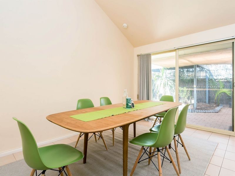 2 Southern Cross Avenue, North Haven SA 5018