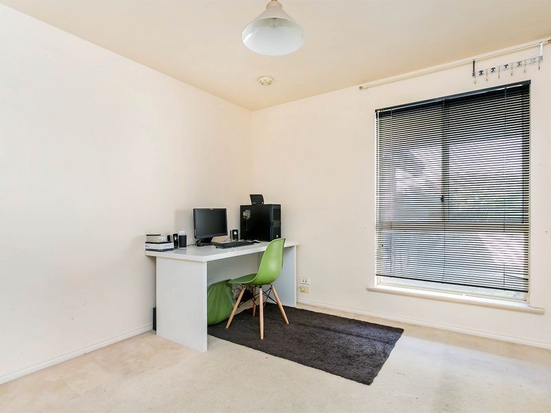 2 Southern Cross Avenue, North Haven SA 5018