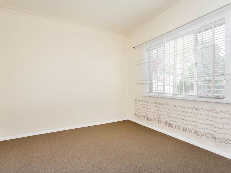 12 Second Avenue, Seaton SA 5023