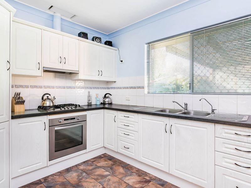 20 Fairway Drive, Seaton SA 5023