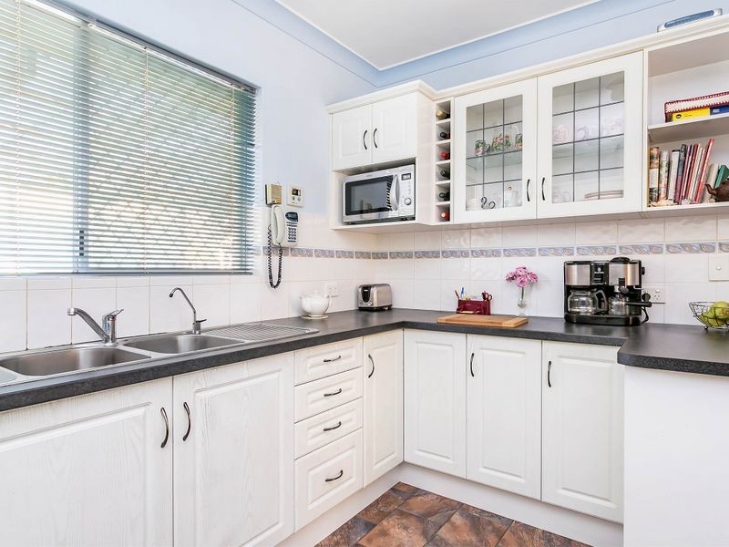 20 Fairway Drive, Seaton SA 5023