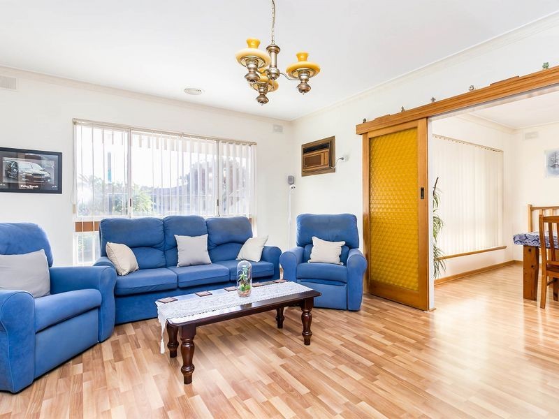 20 Fairway Drive, Seaton SA 5023