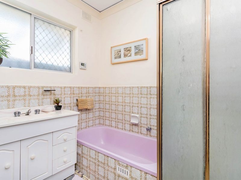 20 Fairway Drive, Seaton SA 5023