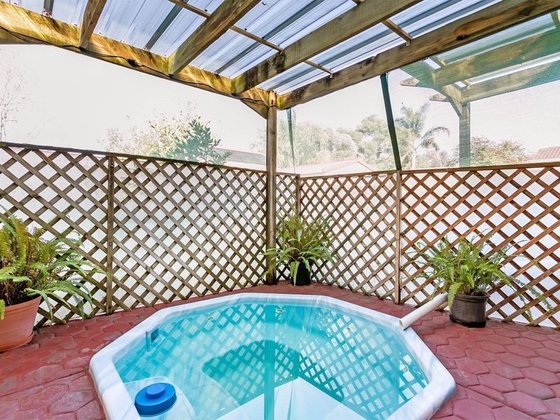 20 Fairway Drive, Seaton SA 5023