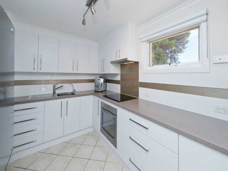 1/7 Mooloola Way, West Lakes Shore SA 5020