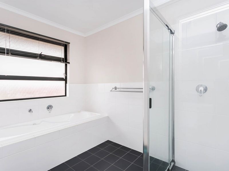 2B View Avenue, Seaton SA 5023