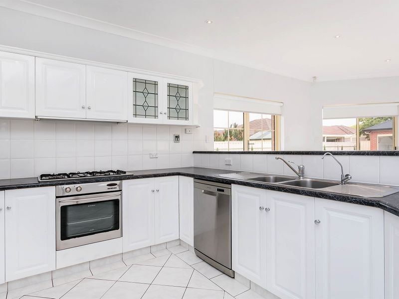 5 Kingston Avenue, Royal Park SA 5014