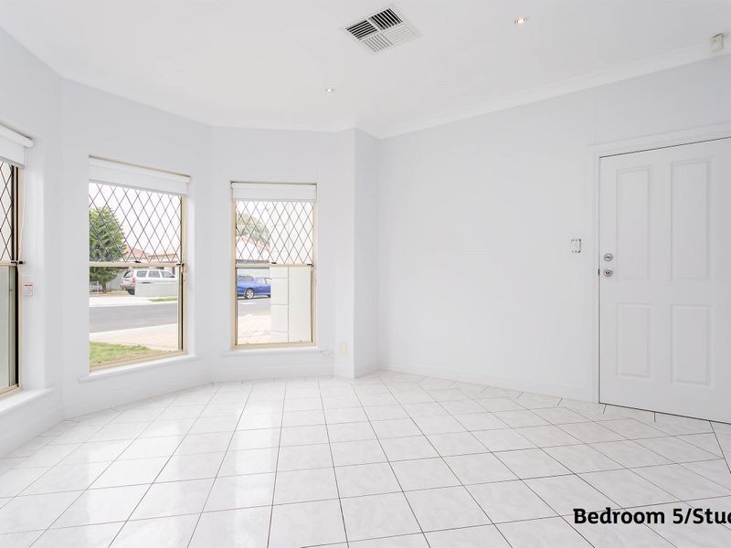 5 Kingston Avenue, Royal Park SA 5014