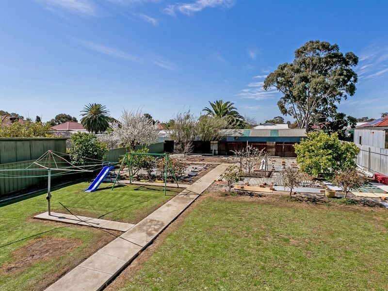 72 Eastern Parade, Ottoway SA 5013