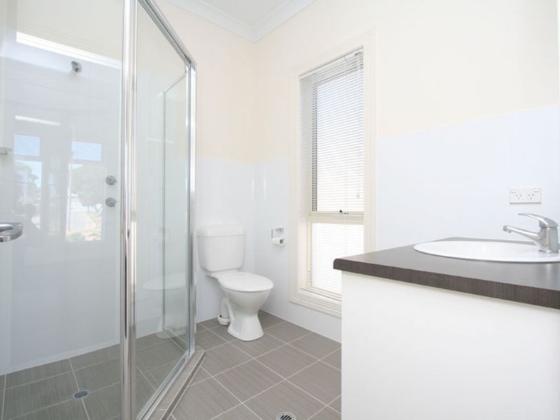 33 Manly Circuit, West Lakes Shore SA 5020