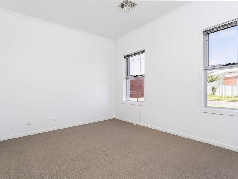 11 Thain Avenue, Findon SA 5023