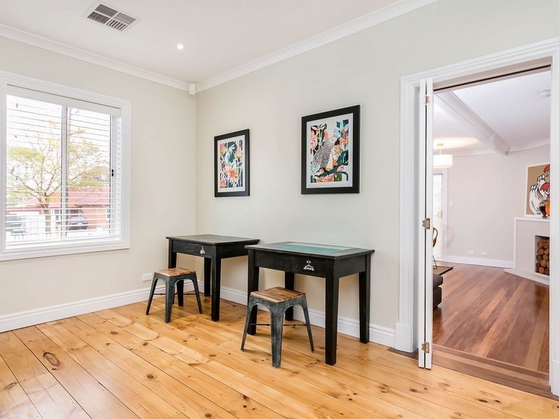 4 Reading Street, Clearview SA 5085