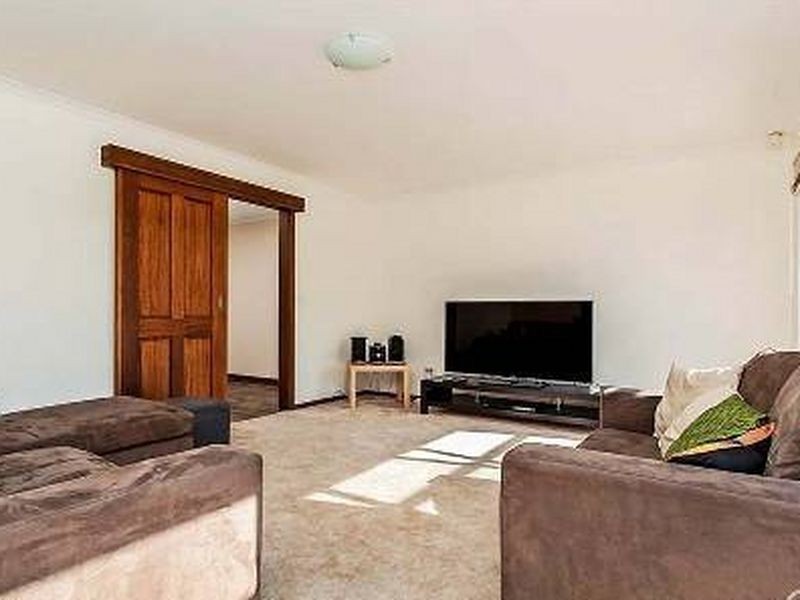 6 Merle Marten Drive, North Haven SA 5018