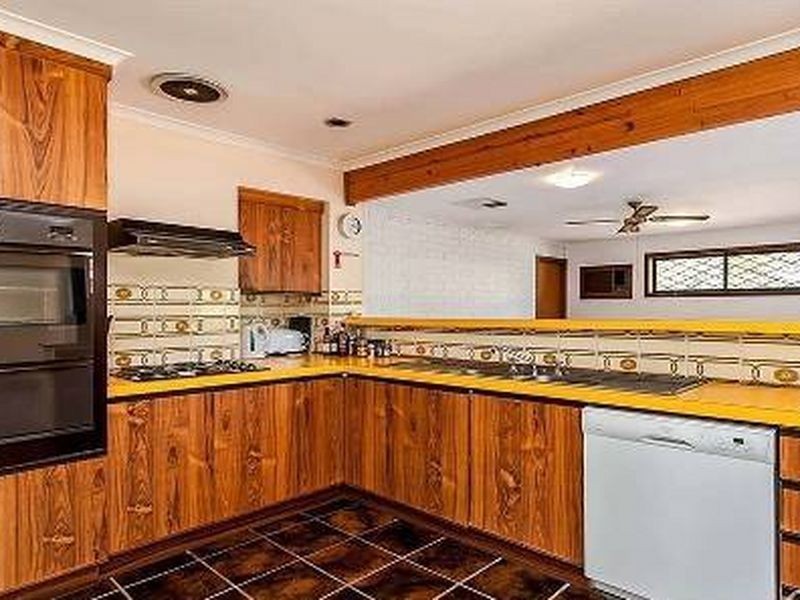 6 Merle Marten Drive, North Haven SA 5018