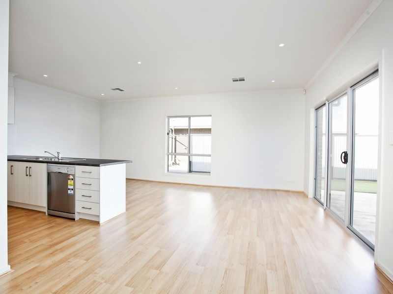12 Hurstfield Terrace, Findon SA 5023