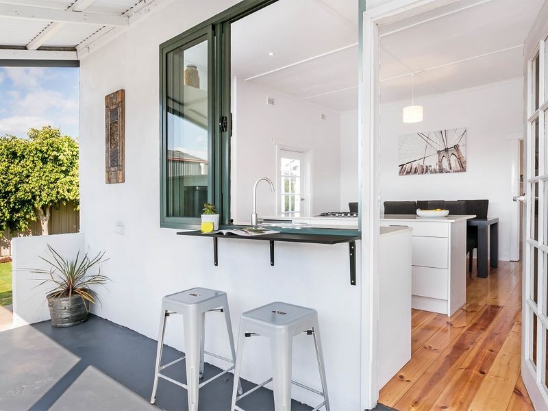 8 Golfers Avenue, Seaton SA 5023