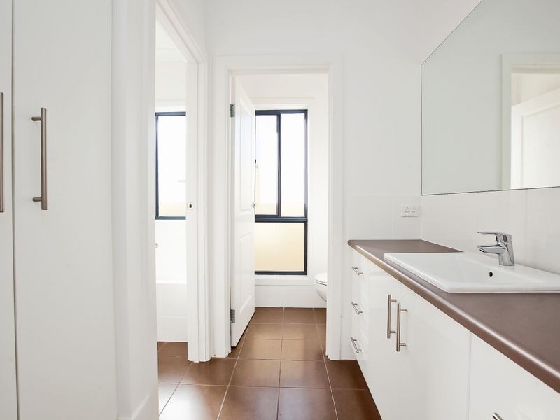 2/7 Minna Terrace, Semaphore Park SA 5019