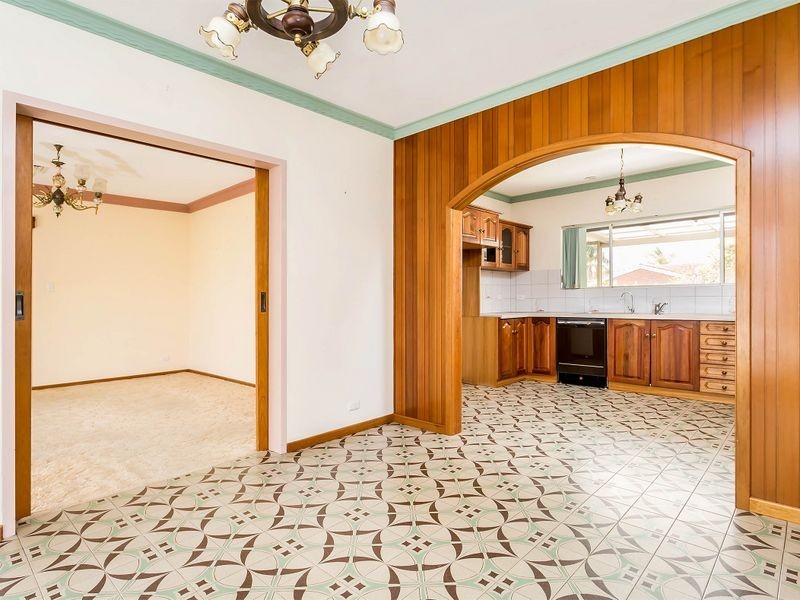 63 Fairford Terrace, West Lakes Shore SA 5020