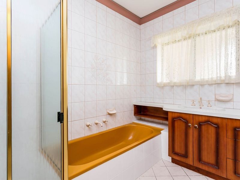 63 Fairford Terrace, West Lakes Shore SA 5020