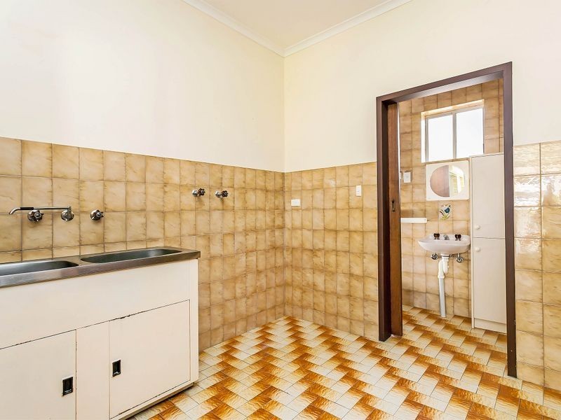 63 Fairford Terrace, West Lakes Shore SA 5020