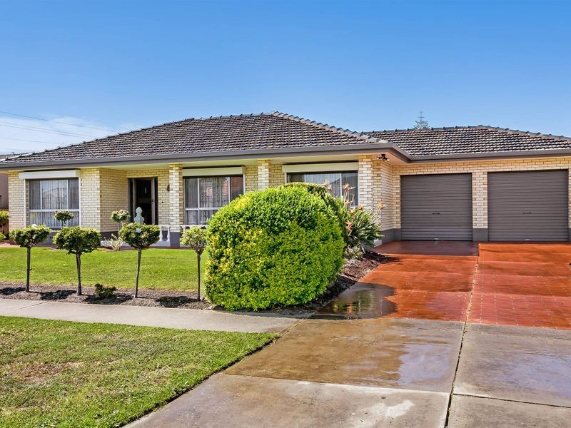 63 Fairford Terrace, West Lakes Shore SA 5020